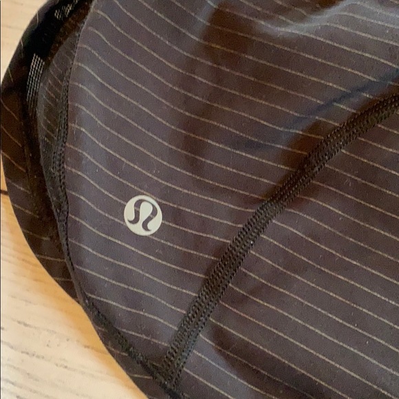 Lululemon 🍋 Run for Days Shorts - Picture 3 of 5